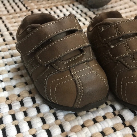 Teeny Toes Boy Shoe - Picture 2 of 6